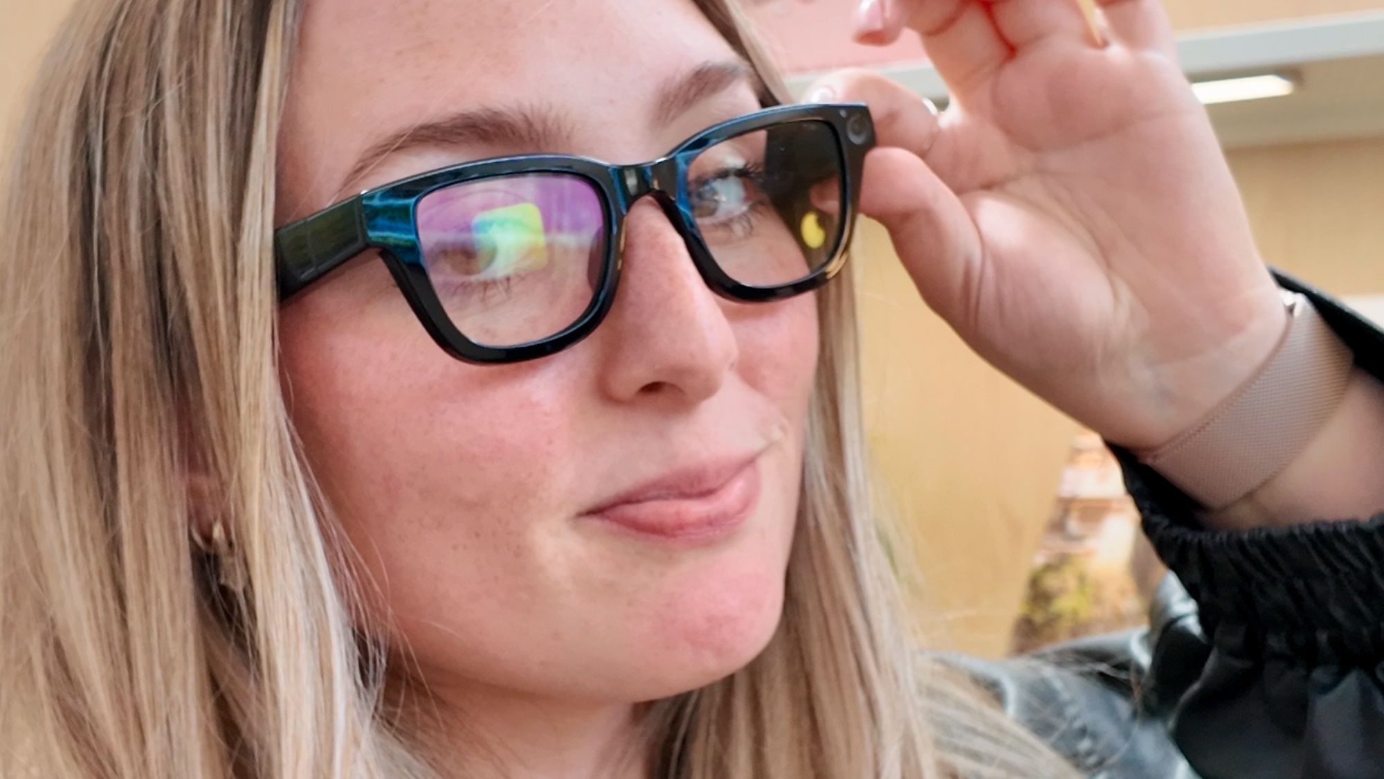 Un nouveau brevet de Google lève le voile sur les fonctionnalités des lunettes connectées de la future génération.