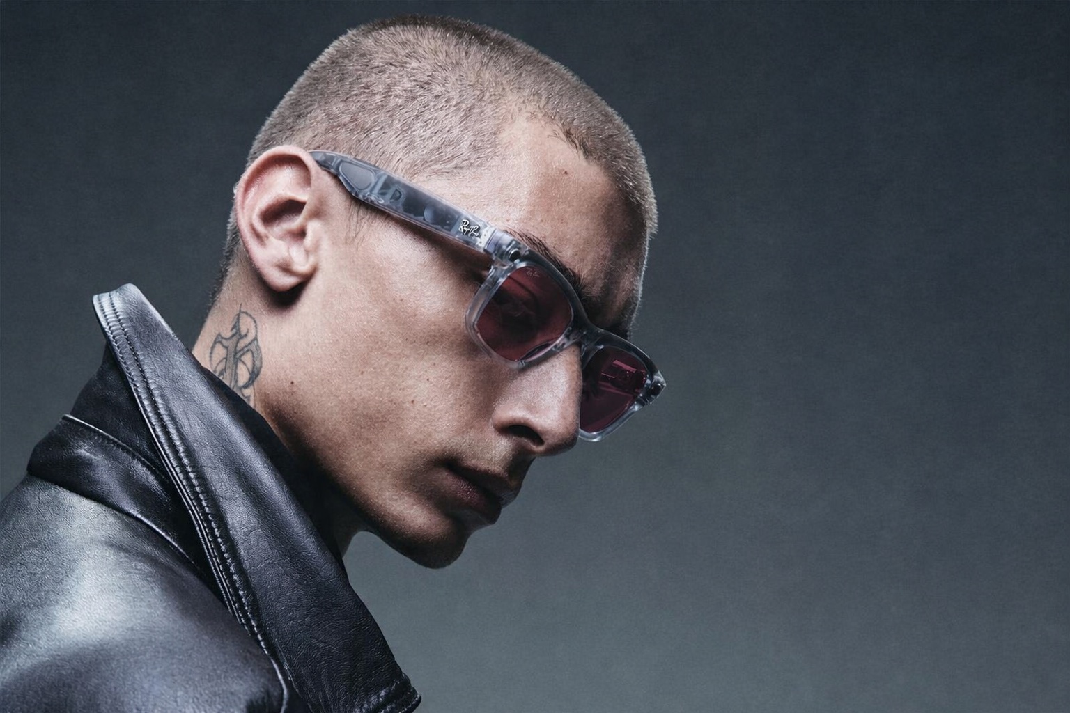 Un homme s’égare dans le désert en quête d’extraterrestres après avoir succombé à l’IA de Meta